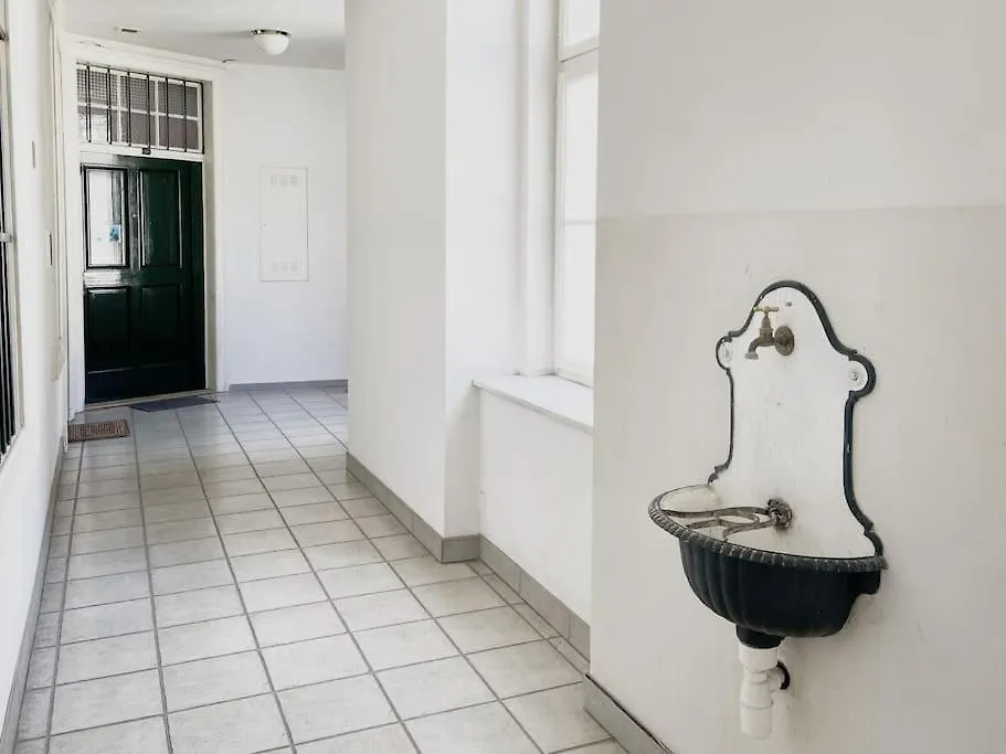 Stylish Designer Apartment At The Center Of Vienna Naschmarkt Αυστρία