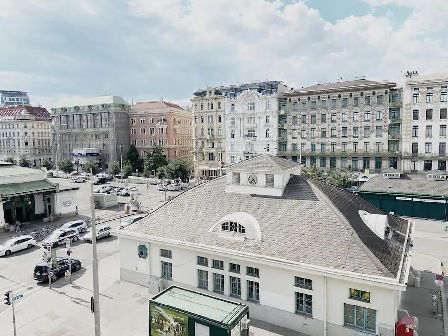 Stylish Designer Apartment At The Center Of Vienna Naschmarkt