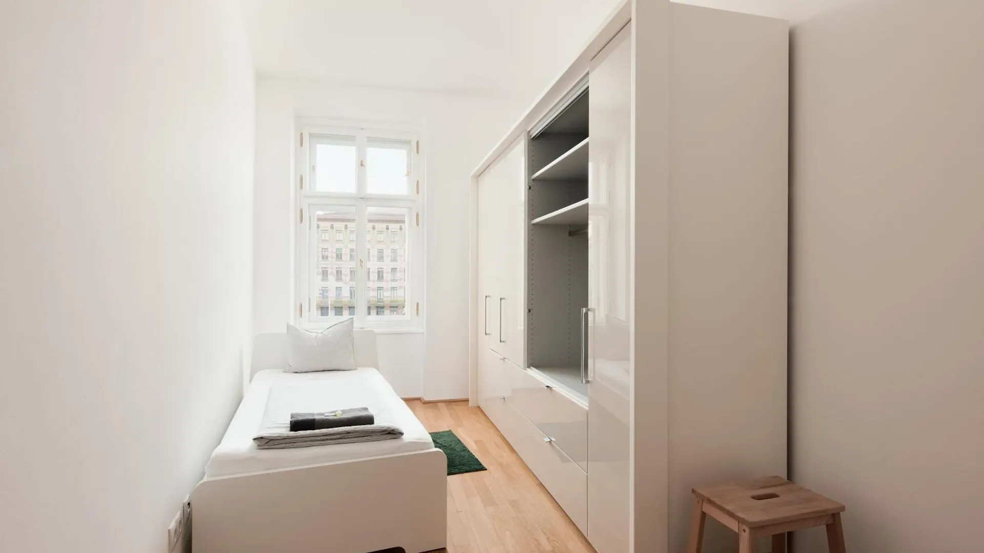 Stylish Designer Apartment At The Center Of Vienna Naschmarkt