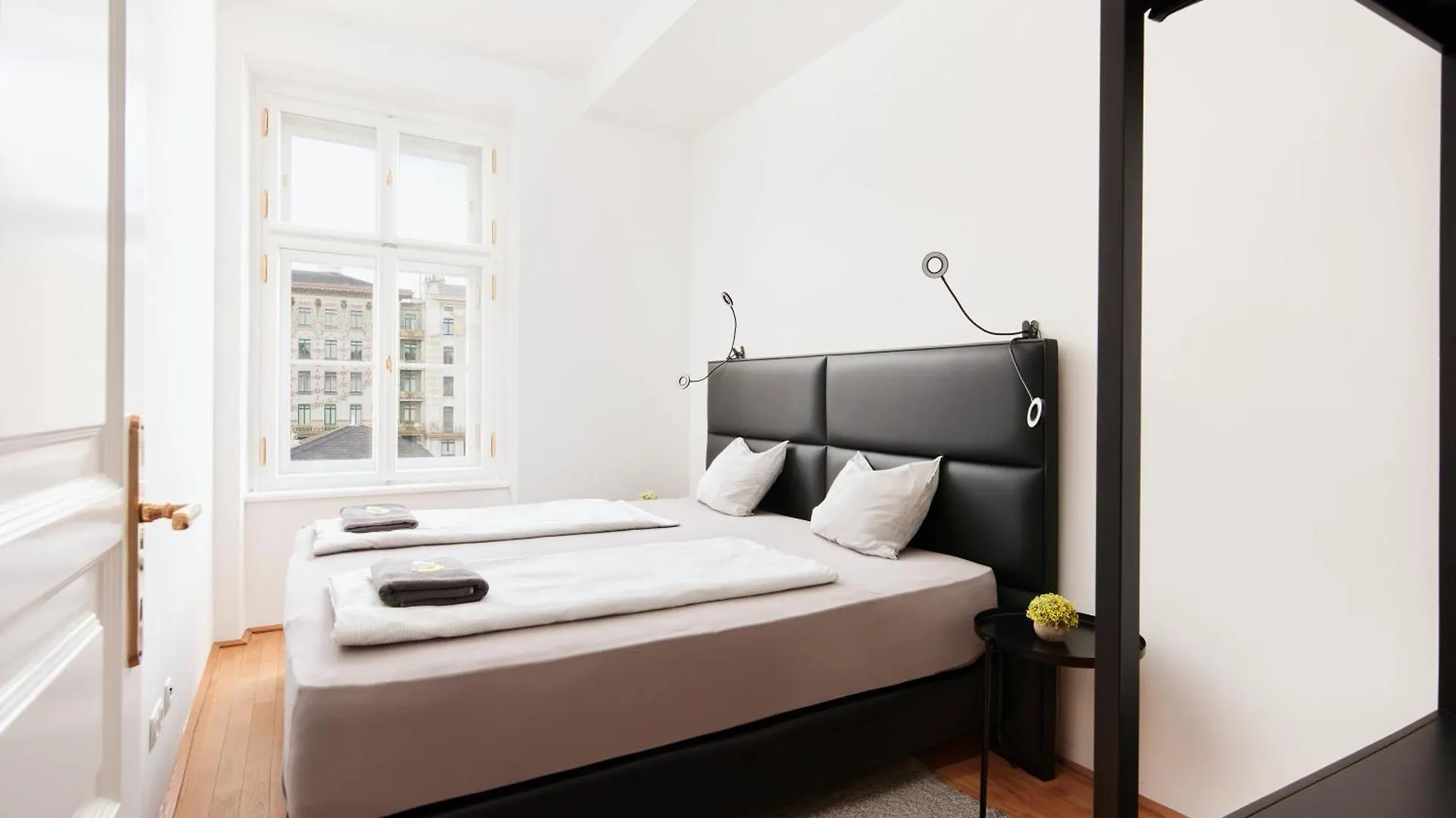 Stylish Designer Apartment At The Center Of Vienna Naschmarkt Αυστρία